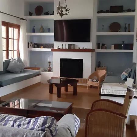 Seafront Joan Villa Nea Skioni